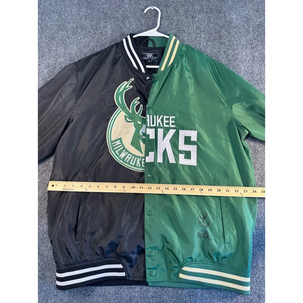 Milwaukee Bucks Split Bomber Jacket Green Black Mens 2XL NBA Young & Reckless